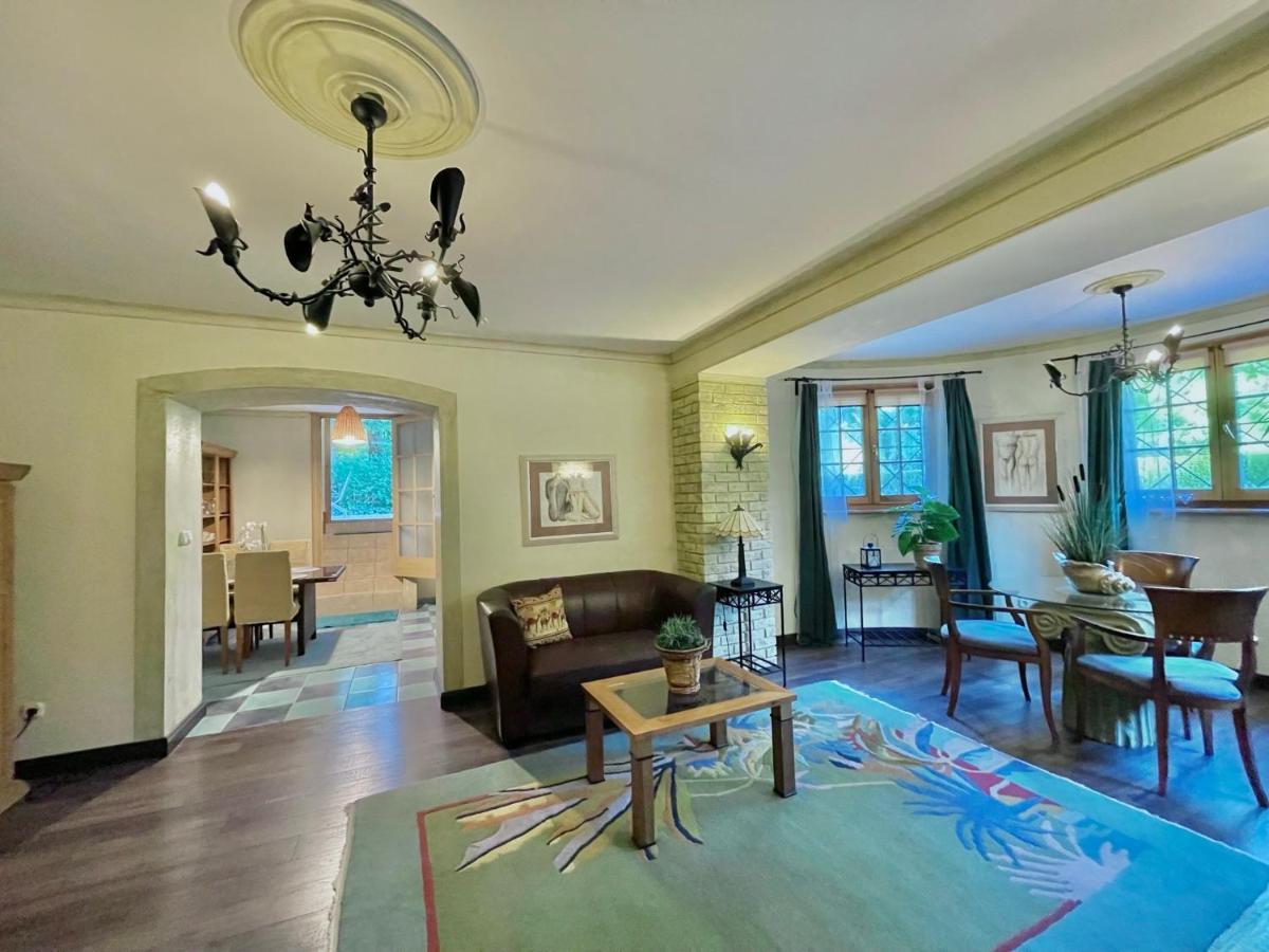 Buda Hills Villa Apartment บูดาเปสต์ ภายนอก รูปภาพ