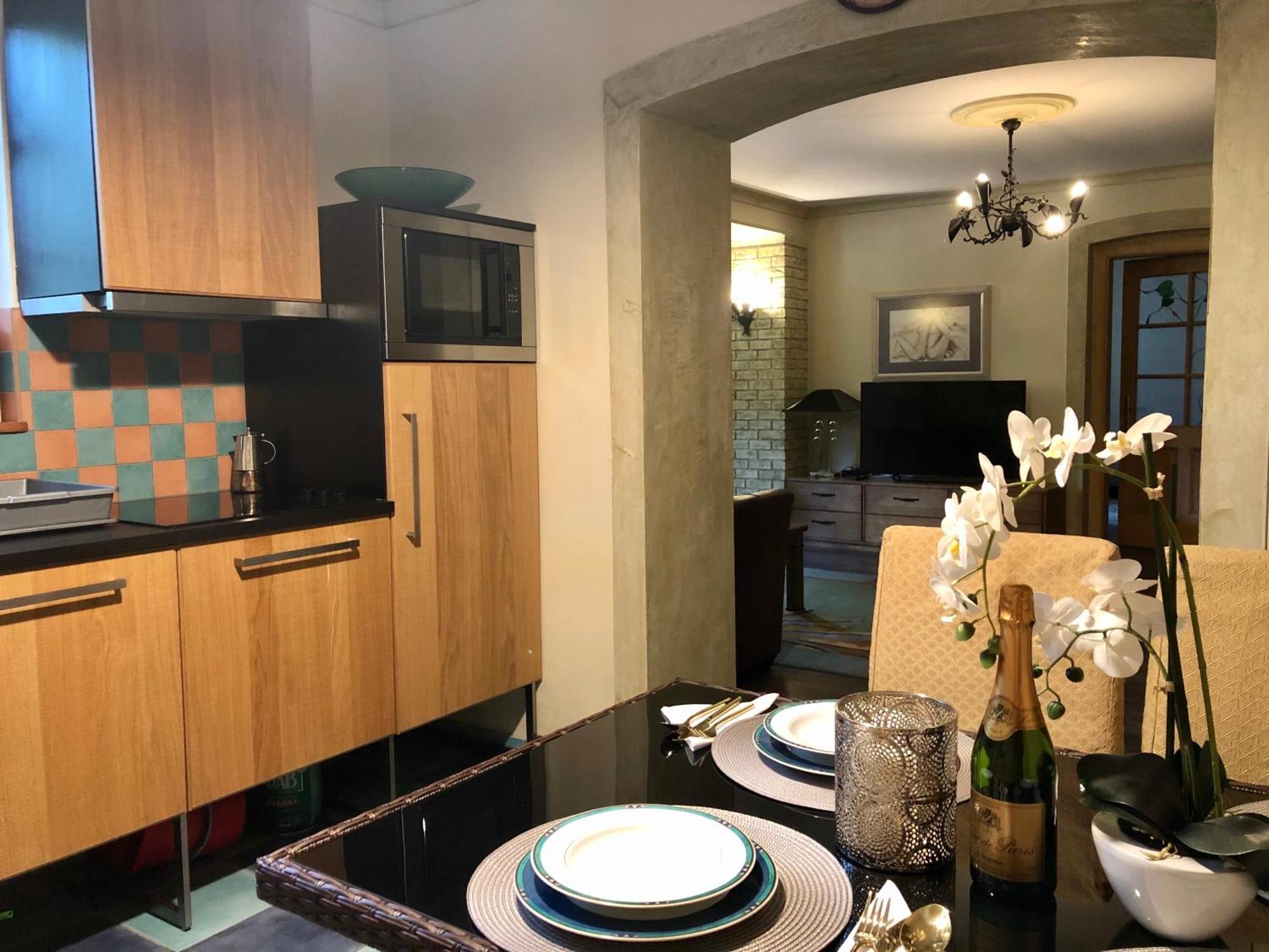 Buda Hills Villa Apartment บูดาเปสต์ ภายนอก รูปภาพ